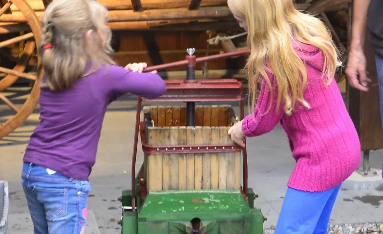 Landwirtschaft damals: Vom Apfel zum Most