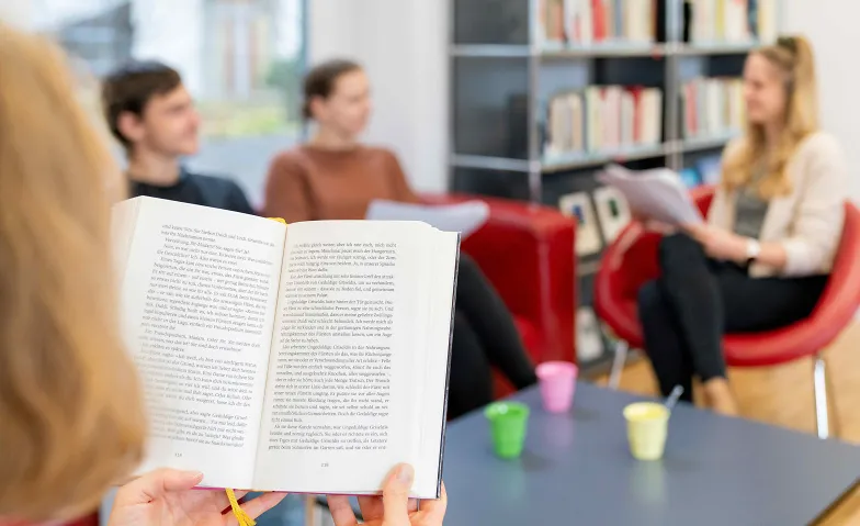 Event-Image for 'Shared Reading'