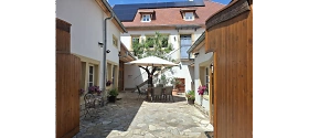 Mandelblütenhof