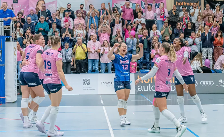 Sm'Aesch vs. BIWI VFM, Sport & Fitness / Volleyball, Mehrzweckhalle Löhrenacker