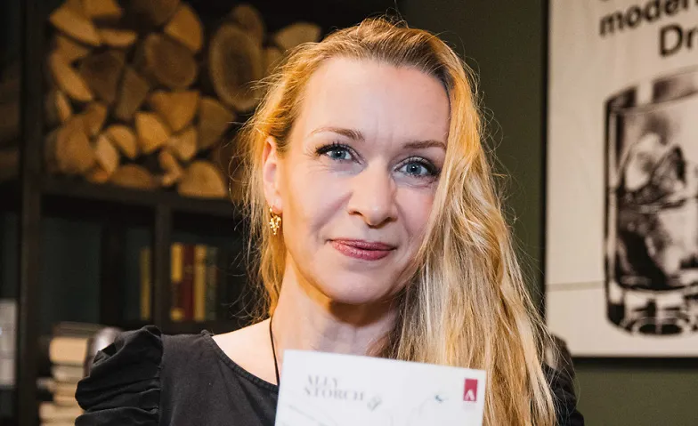 Die Wein-Lese im März mit Ally Storch von 