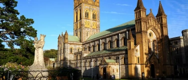 Event-Image for 'Englische Wochen: Vortrag zu Buckfast Abbey und Ringschnait'