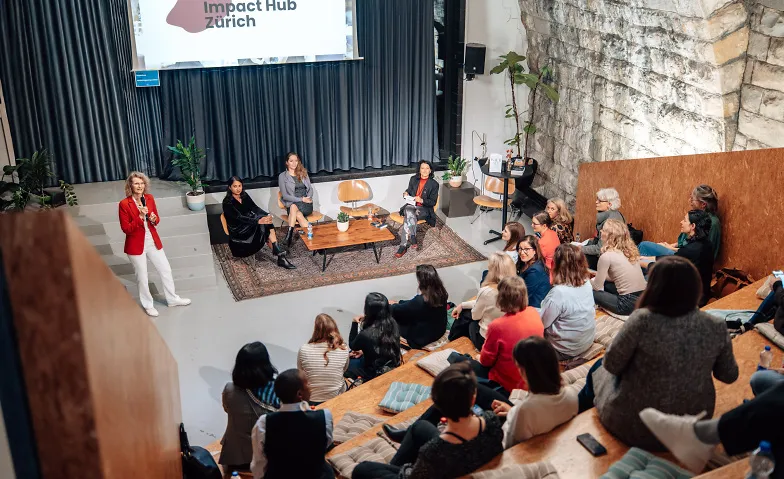 HerImpact - Who decides - You or AI ?, Guided tours & lectures / Discussion & Debate, Im Viadukt