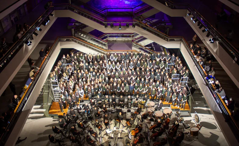 Chorkonzert Gymnasium Neufeld / Ode an die Musik