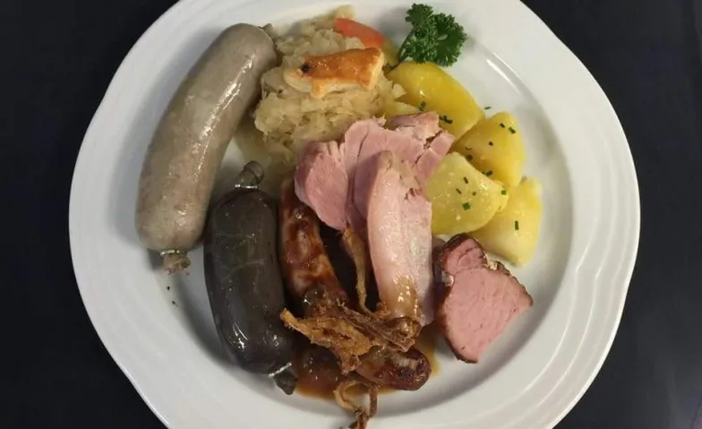 Metzgete im Ochsen Neuhaus 1. - 4. Oktober