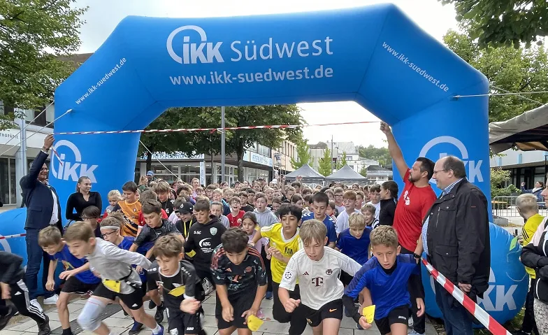 Grüne Woche 2026: 17. City-Lauf „Running for School“