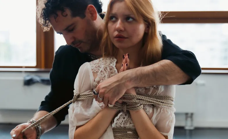 Shibari tantrique - Harnais &amp; Suspensions partielles Billets