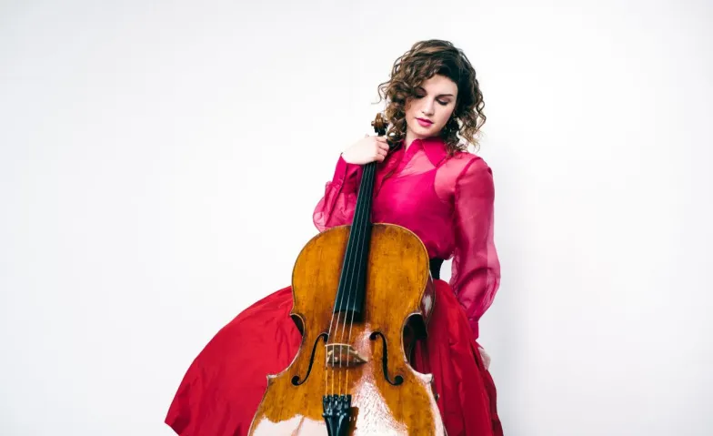 Julia Hagen spielt Britten
