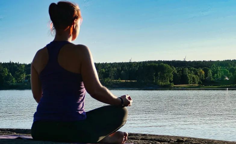 Event-Image for 'Feierabend-Yoga Online'