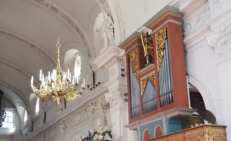 Stanser Orgelmatineen, Konzerte / Kirchenmusik, Pfarrkirche St. Peter und Paul