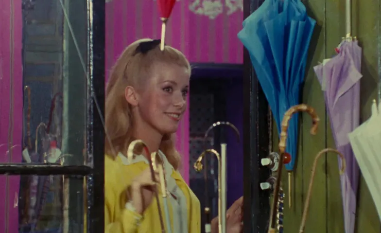 Les parapluies de Cherbourg, Cinema / Film Festival, Kino Orient