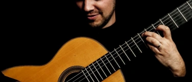 Event-Image for '27.9. Klassische Gitarre im kreuzer: Prof. Eduardo Inestal'