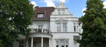 Event organiser of Verg&auml;nglichkeit im Buddhismus - Bea Amar und Meike Pereira