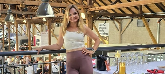Organisateur de Event Yoga & Wein in Mazda Frey Oldtimer Museum Augsburg
