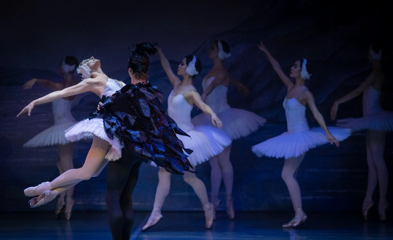 Schwanensee - International Festival Ballet & Orchestra