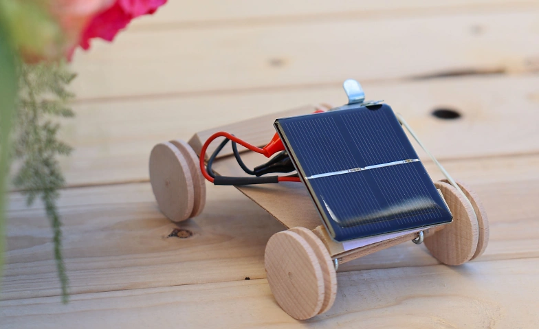 Event-Image for 'Kinder bauen ein Solarmobil'
