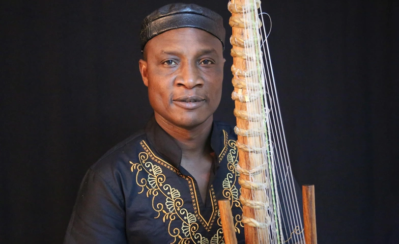 Adjiri Odametay - Weltmusik aus Ghana