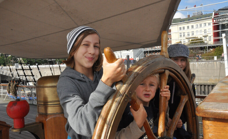 Event-Image for 'Auf Matrosen, oh&eacute;!'