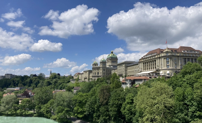 Berichte schreiben im Sozialwesen mit und ohne KI