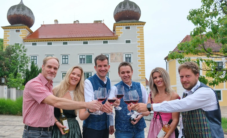 Event-Image for 'Kottingbrunn: Heurigenfest im Schlosspark expandiert'