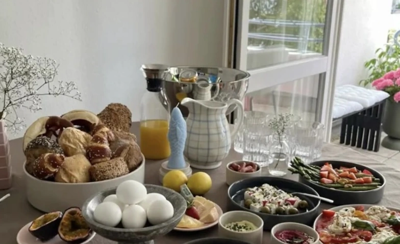 Birth & Brunch