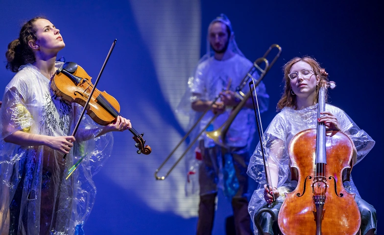 explore Berlin: freemahler im Kulturstall Britz Tickets