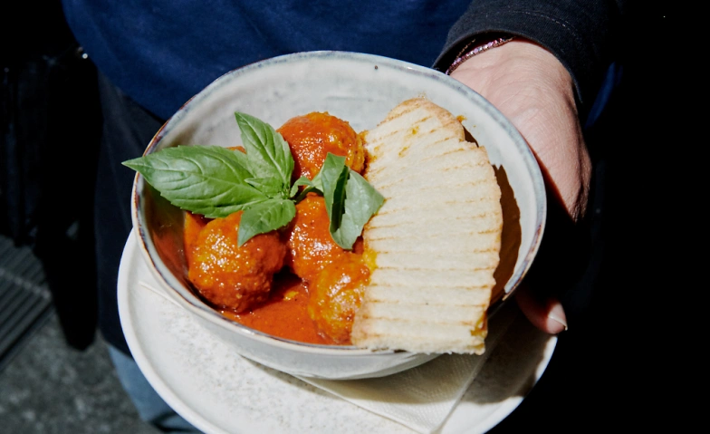 Event-Image for 'Aperitivo Beats: Campari x Collana'
