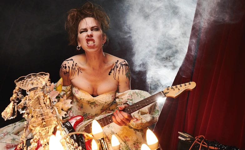 Event-Image for 'EMMA FRANKLAND No Apologies'