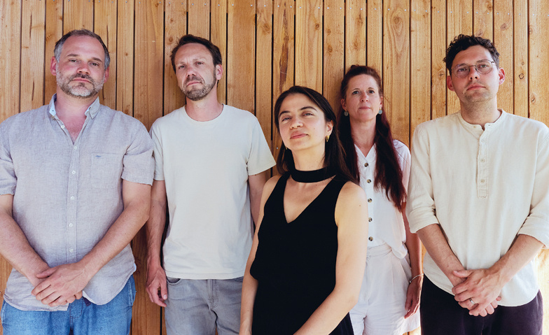 Stella Cruz und Band
