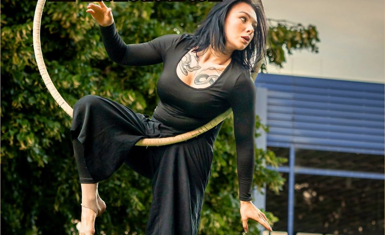 FreiLuftZirkus im MensaGarten - Studis