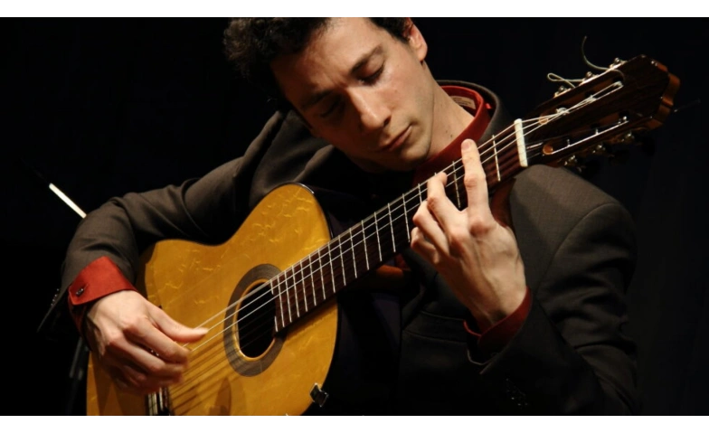 Grisha Goryachev, Gitarre