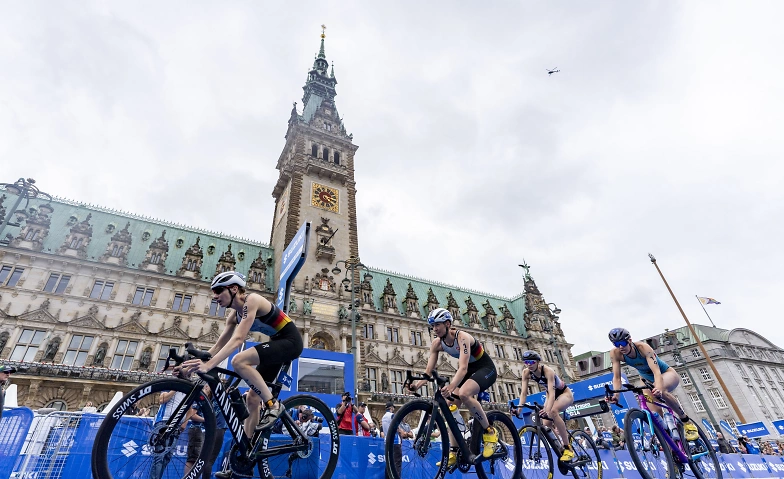 SUZUKI World Triathlon presented by HAMBURG WASSER