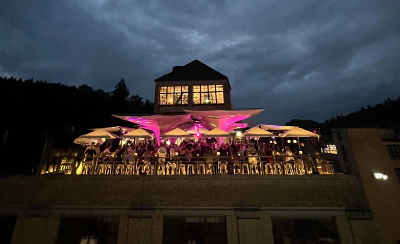 SILO ROOFTOP AFTERWORK LOUNGE