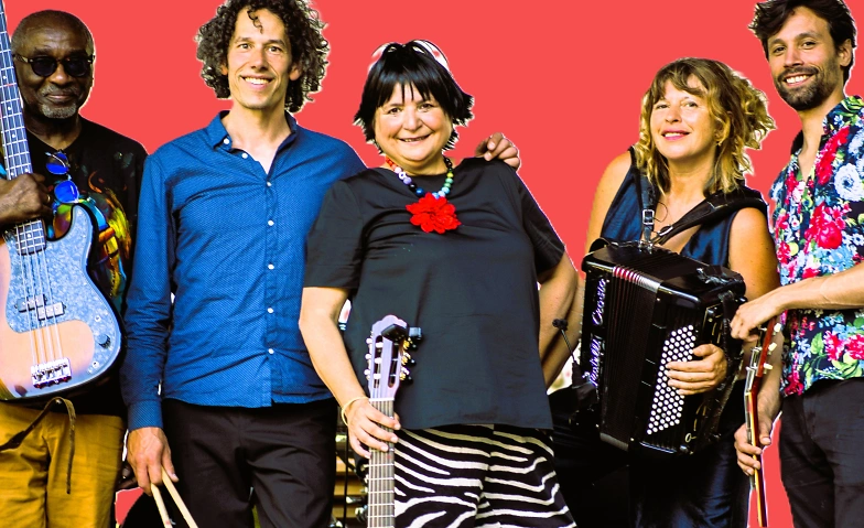 Ina Karian et Paris la nuit: World music in french