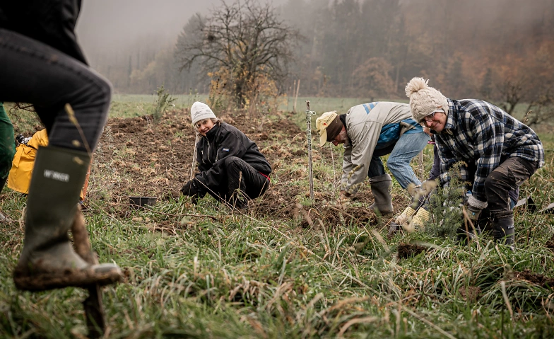 Natur Verbindet – Heckenpflanzung