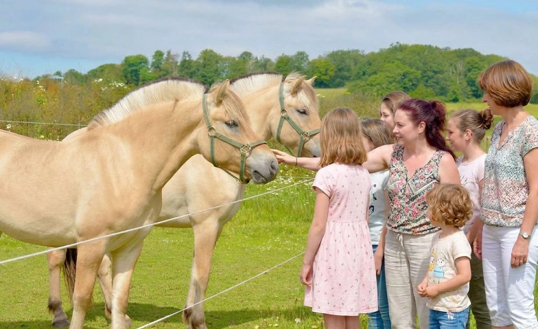 Hoftour am Landgut – gemeinsam Natur und Tiere entdecken