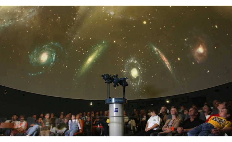 Event-Image for 'Live-Vorf&uuml;hrung im Planetarium'