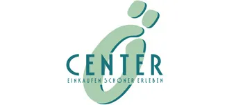 Event organiser of 5 Restaurants an einem Tisch garniert mit Modenschau