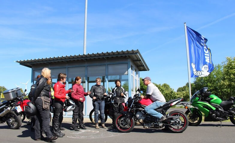 ADAC Motorrad Intensiv-Training „Ladies only” (Level 1)