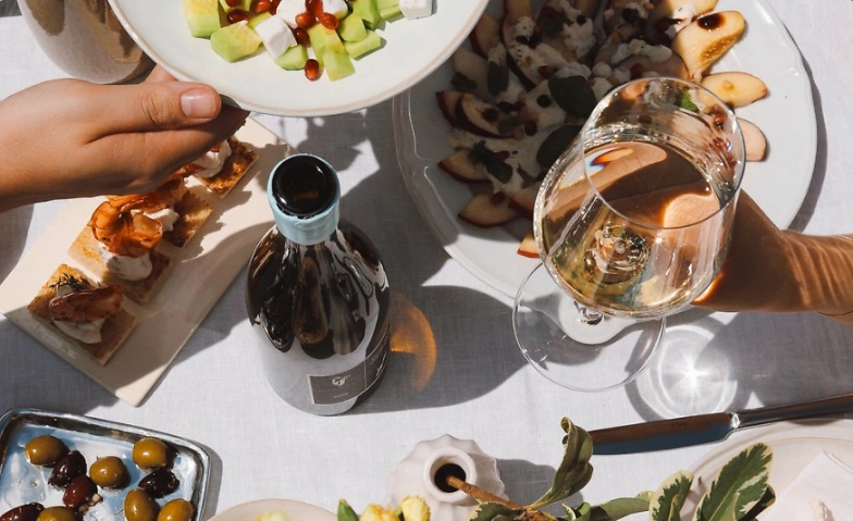 Never Ending Summer Degu – Vinothek Hotel