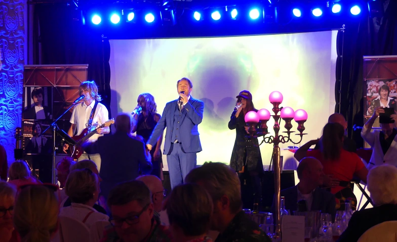 Das perfekte Schlager Dinner Bexbach – Live Show & Musik