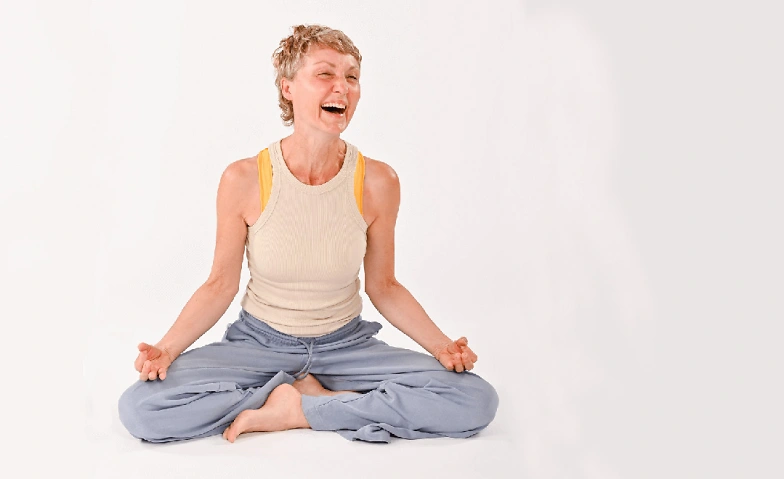 Event-Image for 'Mantra & Movements'