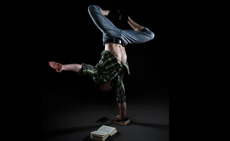 Event-Image for 'circus & poetry'