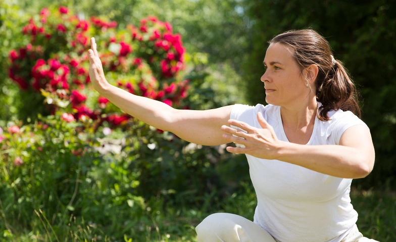 Qigong im Park in Biel, Burgdorf, Bern und Thun