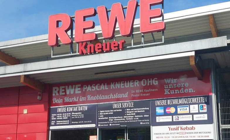 Flohmarkt / Trödelmarkt REWE in Nürnberg Boxdorf