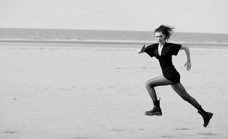Event-Image for 'Fotoausstellung Ines Growth Journey & Lorena Velvet Allure'