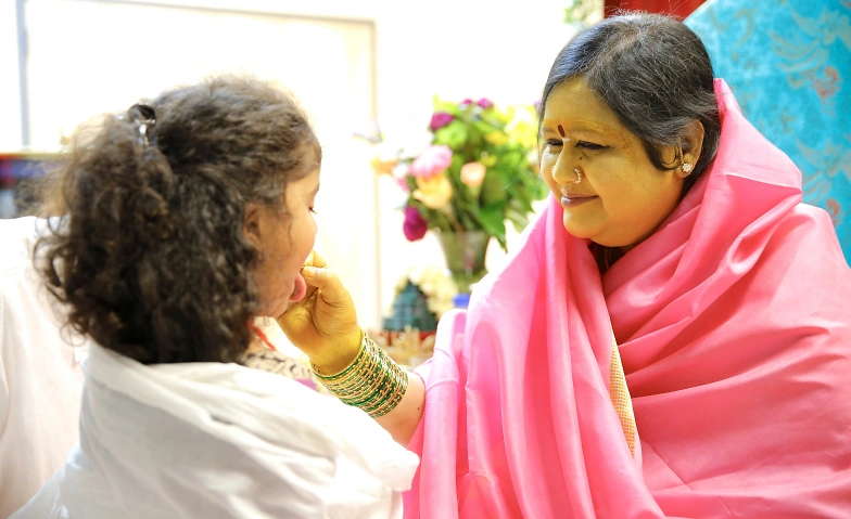 HH Amma Sri Karunamayi: Homa &amp; Saraswati Mantra Diksha Tickets