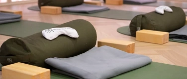 Event-Image for 'Mid-Year Reflection & Yin Yoga by Yelena'