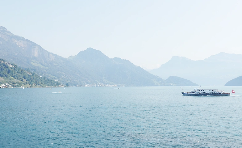 Zauberhaftes am Vierwaldstättersee mit Luna Yoga & Märchen