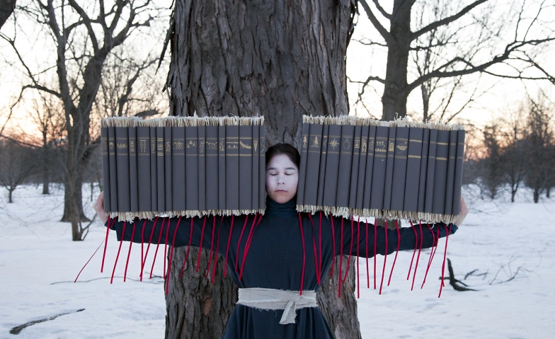 Event-Image for 'Sich verwandt machen. Kuratorische F&uuml;hrung'